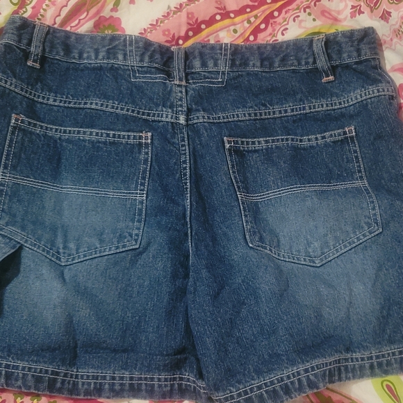 Jean Shorts Size 11 - Picture 3 of 3